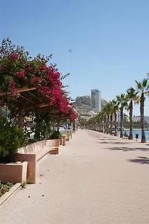 מלון Explanada 3*